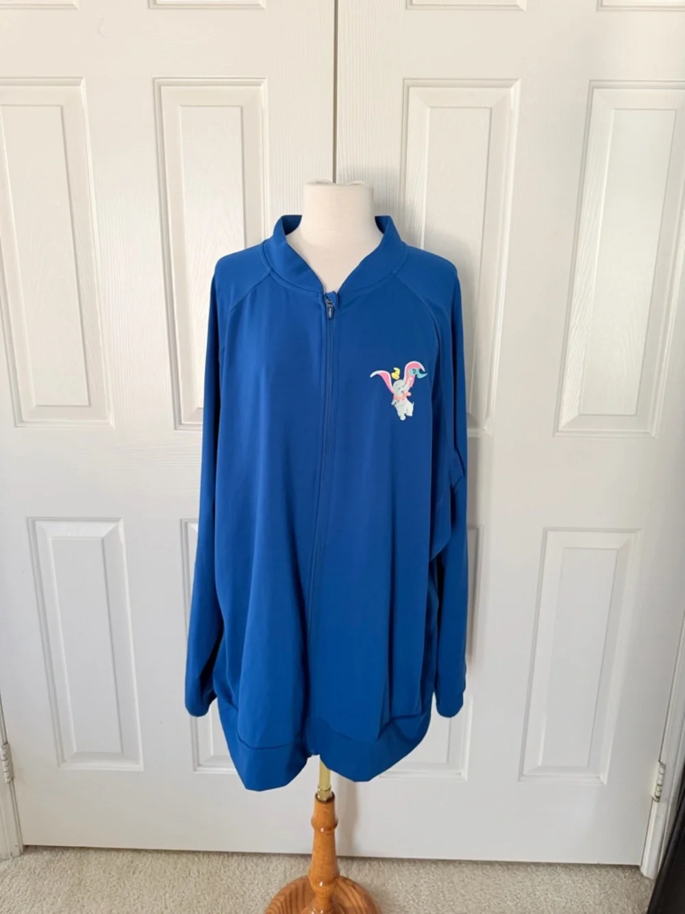 Disney Blue Dumbo Double Dare 2024 Graphic Pullover - Picture 6 of 10